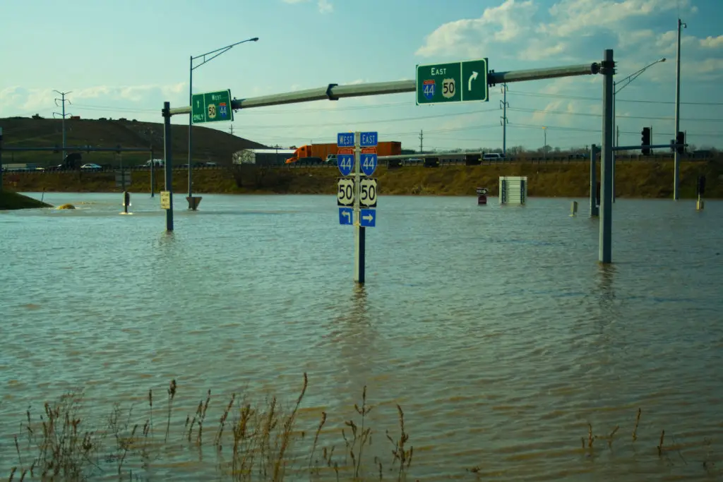 climate change. after a hurricane. flood insurance. no flood zones